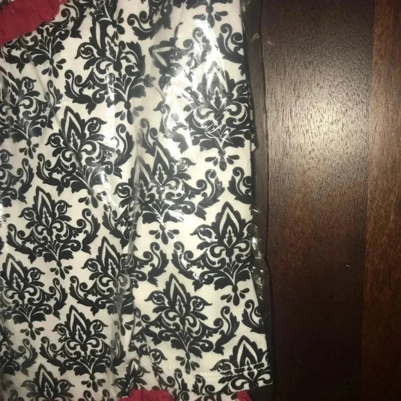 BEAUTIFUL GIRLS BONNIE JEAN SET 18M NWT - Picture 4 of 6